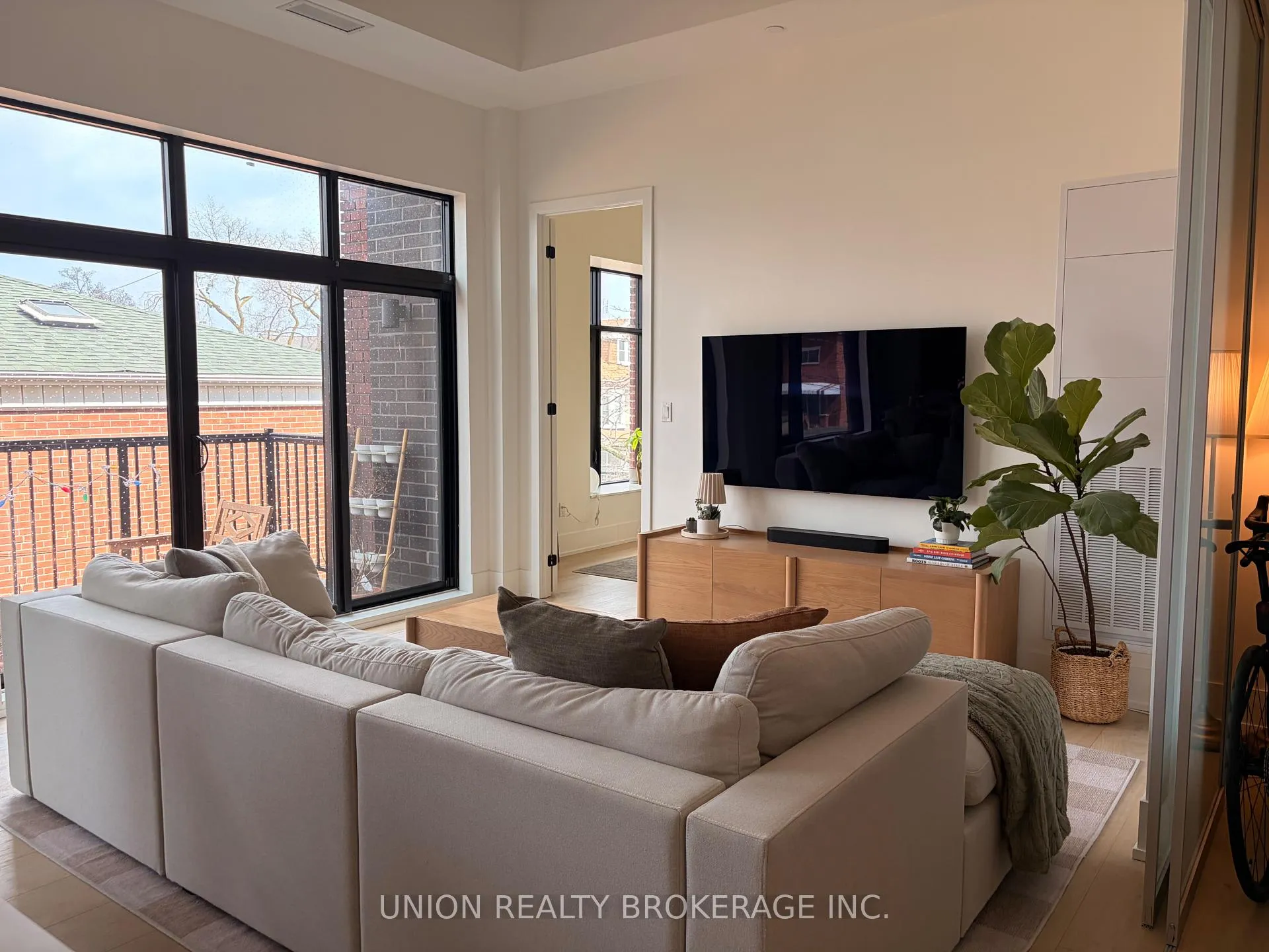 Photo 2 of Unit 305, 14 Dewhurst Boulevard, Toronto, Danforth — HOMEH