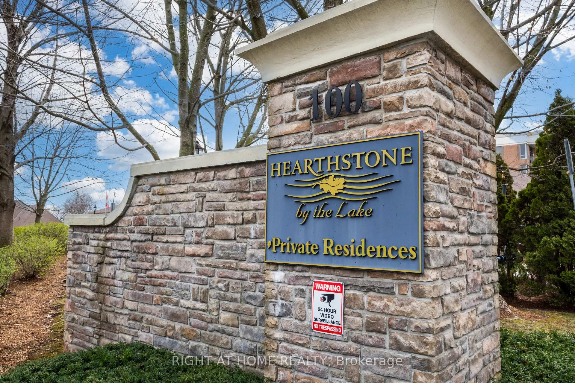 Front of Unit 2214, 100 Burloak Drive