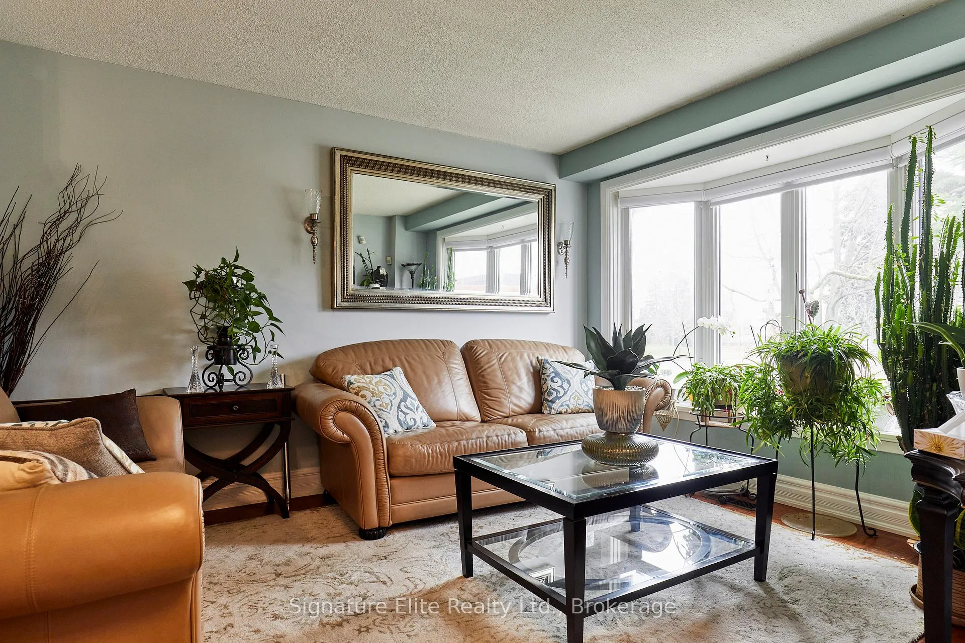 Front of Unit Main & Upper, 51 Nahanni Terrace