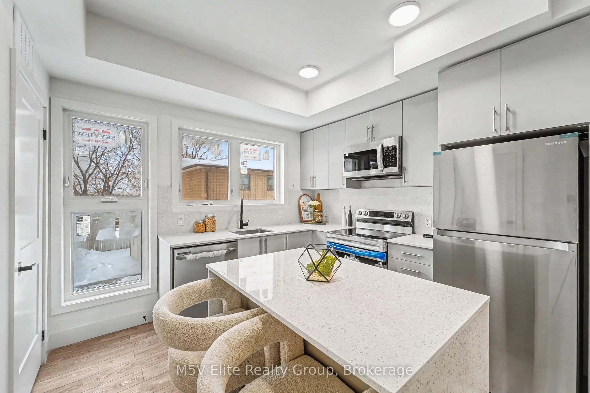 Photo 9 of 6638 McLeod Road, Niagara Falls, Arad/Fallsview — HOMEH