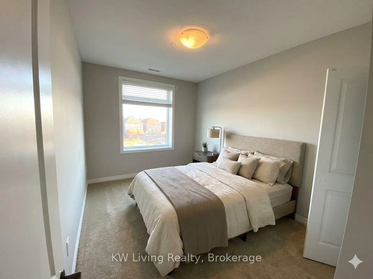 Photo 4 of Unit 312, 7325 Markham Road, Markham, Cedarwood — HOMEH