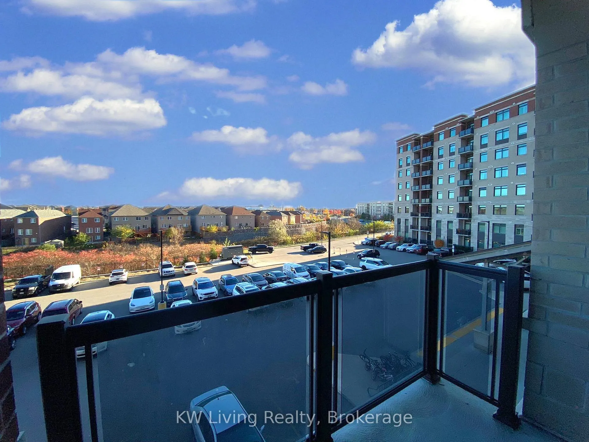 Photo 8 of Unit 312, 7325 Markham Road, Markham, Cedarwood — HOMEH