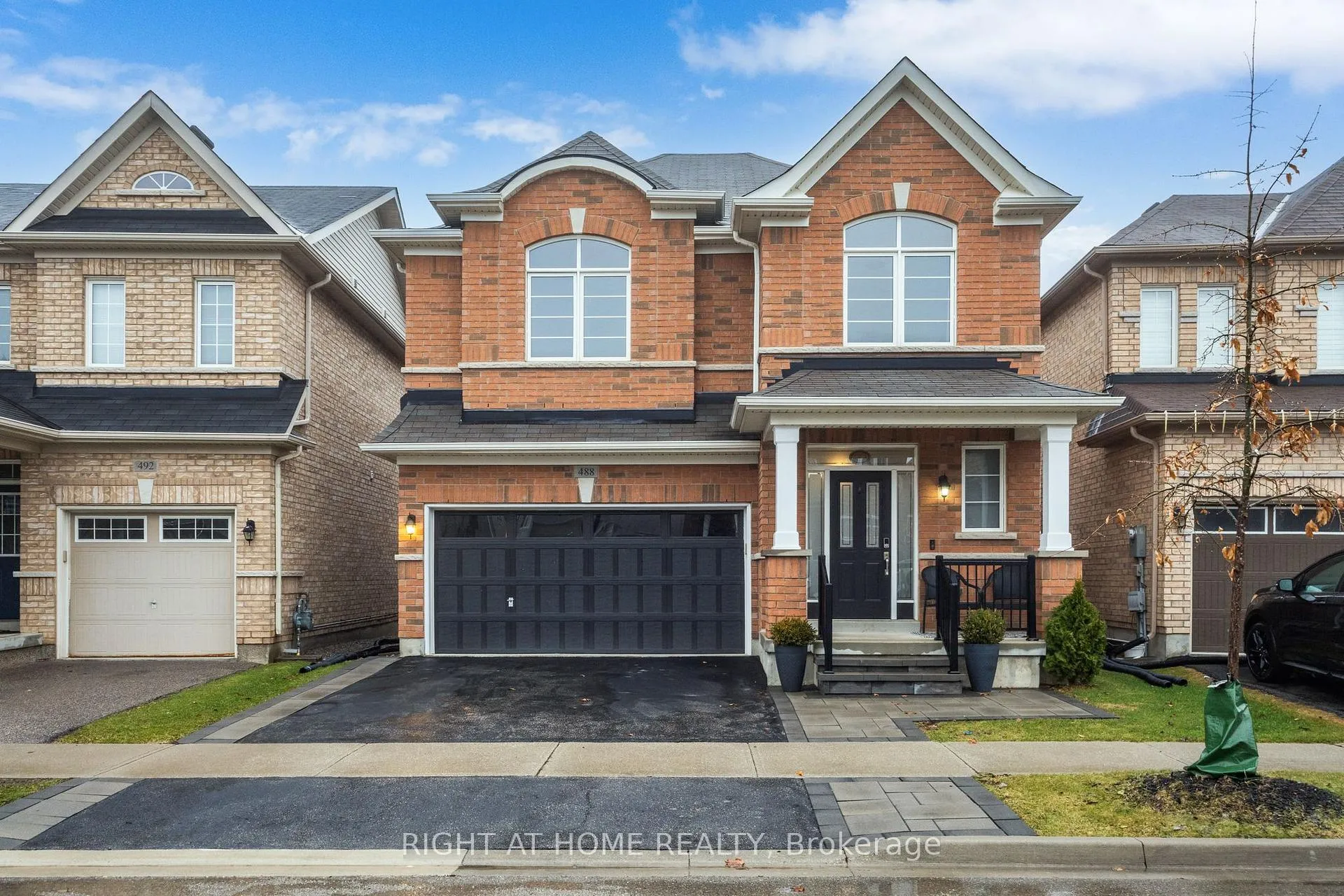 Photo 3 of 488 Mcgibbon Drive, Milton, Clarke — HOMEH