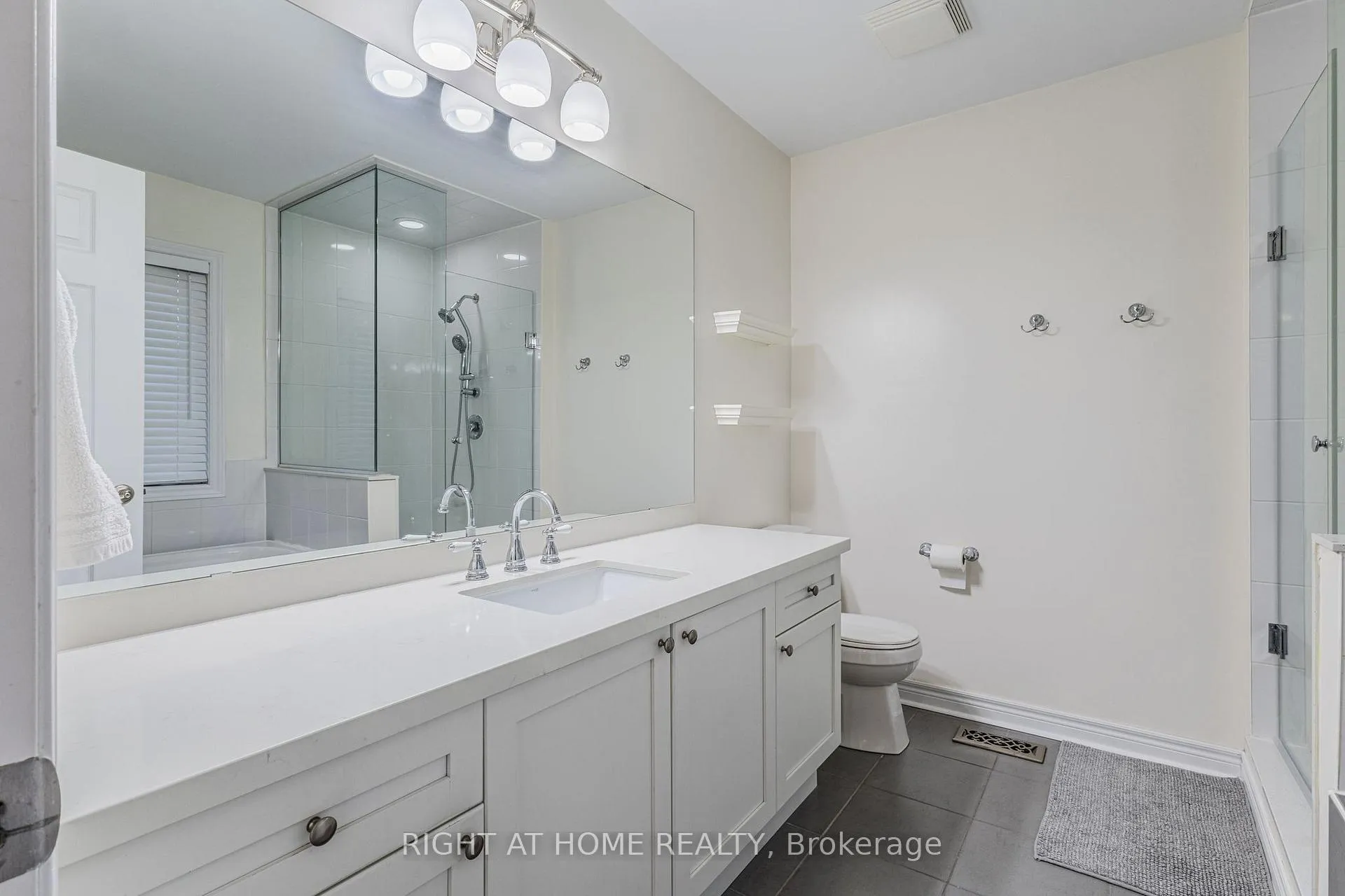 Photo 23 of 488 Mcgibbon Drive, Milton, Clarke — HOMEH