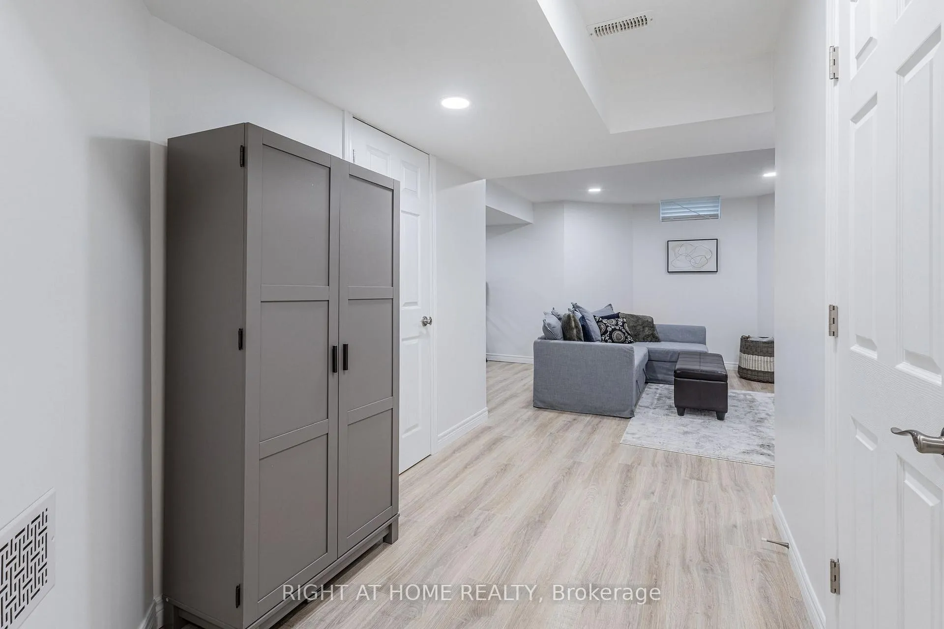 Photo 26 of 488 Mcgibbon Drive, Milton, Clarke — HOMEH