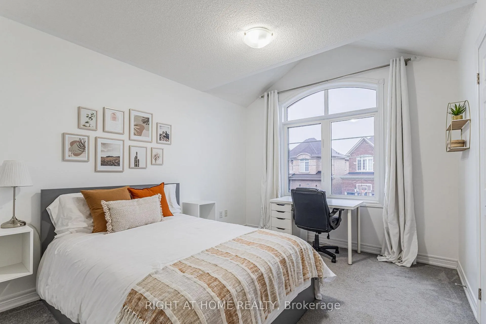 Photo 28 of 488 Mcgibbon Drive, Milton, Clarke — HOMEH