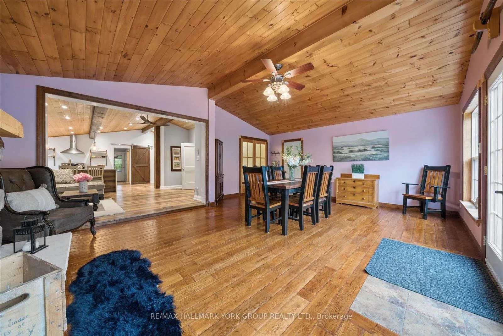 Photo 11 of 836 Crescent Beach Road, Georgina, Historic Lakeshore Communities — HOMEH