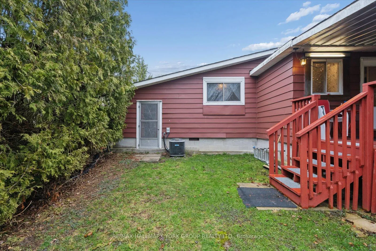 Photo 26 of 836 Crescent Beach Road, Georgina, Historic Lakeshore Communities — HOMEH