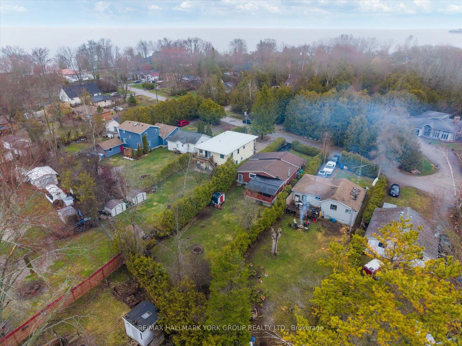 Photo 35 of 836 Crescent Beach Road, Georgina, Historic Lakeshore Communities — HOMEH