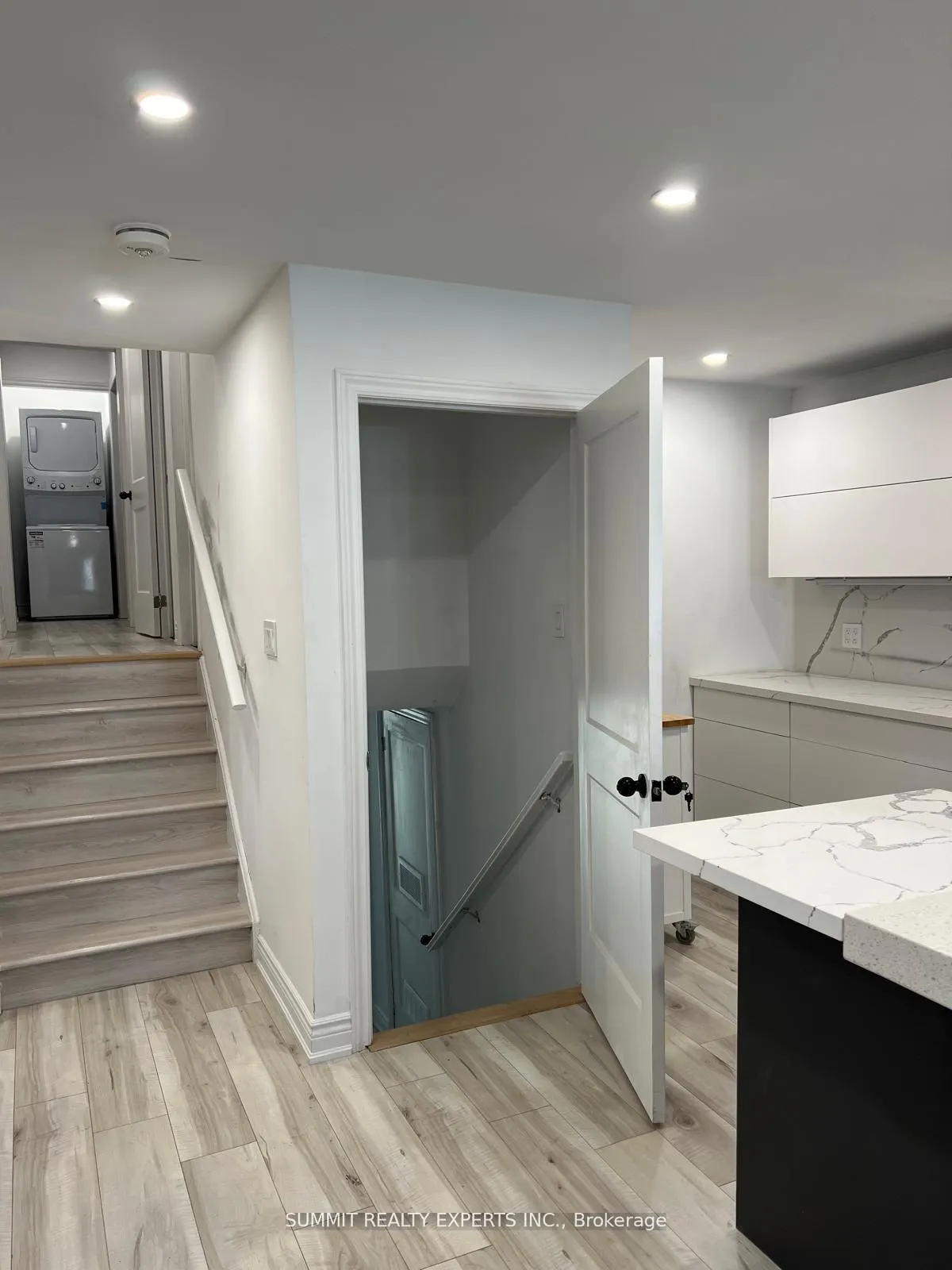 Photo 24 of 43 Charters Road, Brampton, Madoc — HOMEH