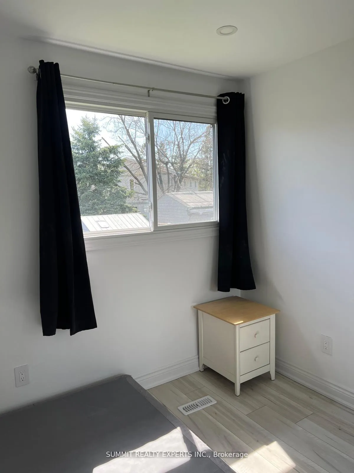 Photo 30 of 43 Charters Road, Brampton, Madoc — HOMEH