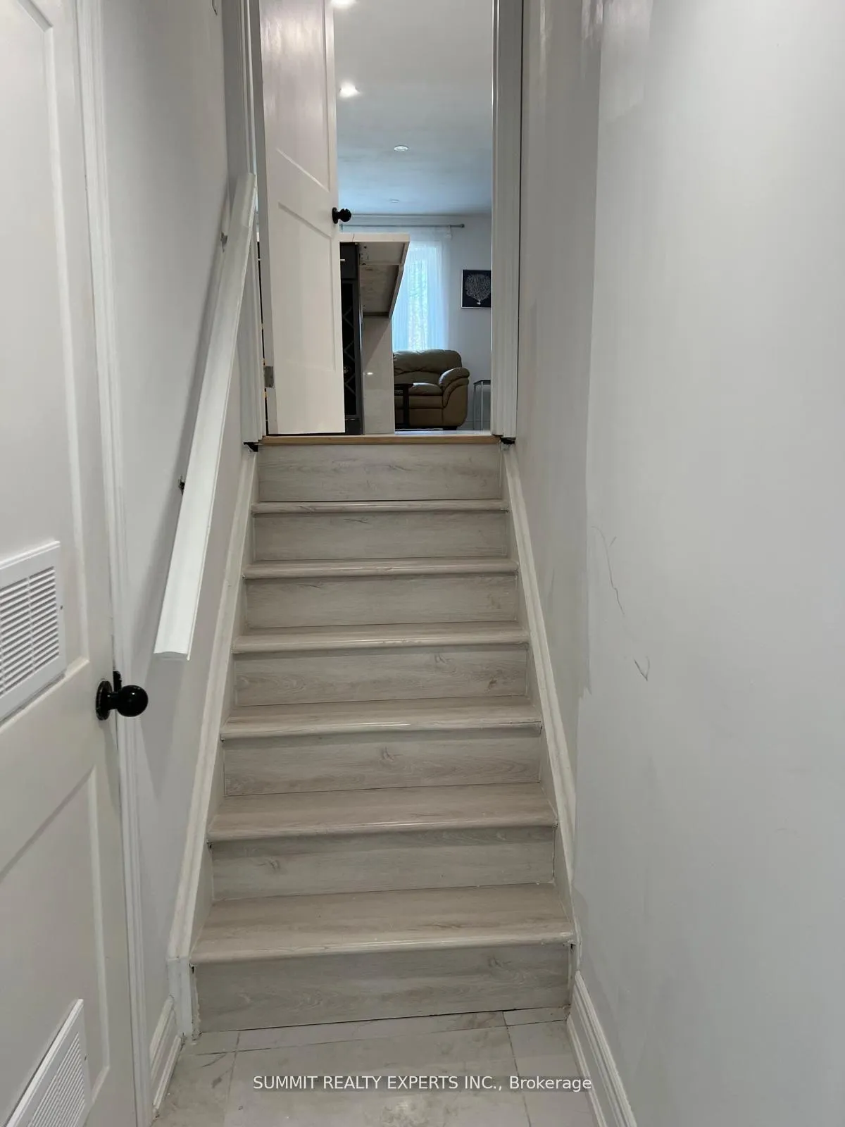 Photo 33 of 43 Charters Road, Brampton, Madoc — HOMEH