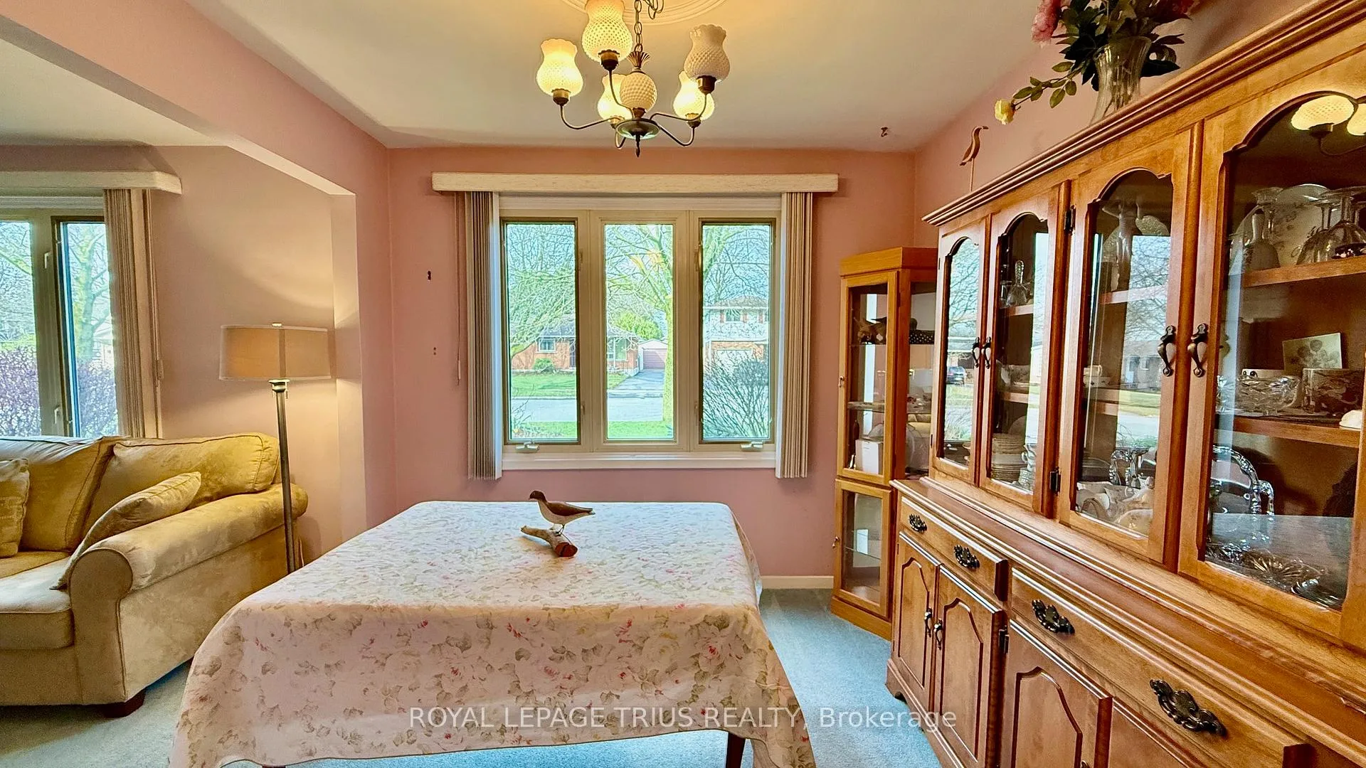 Photo 8 of 123 Oak Street, Norfolk, Simcoe — HOMEH