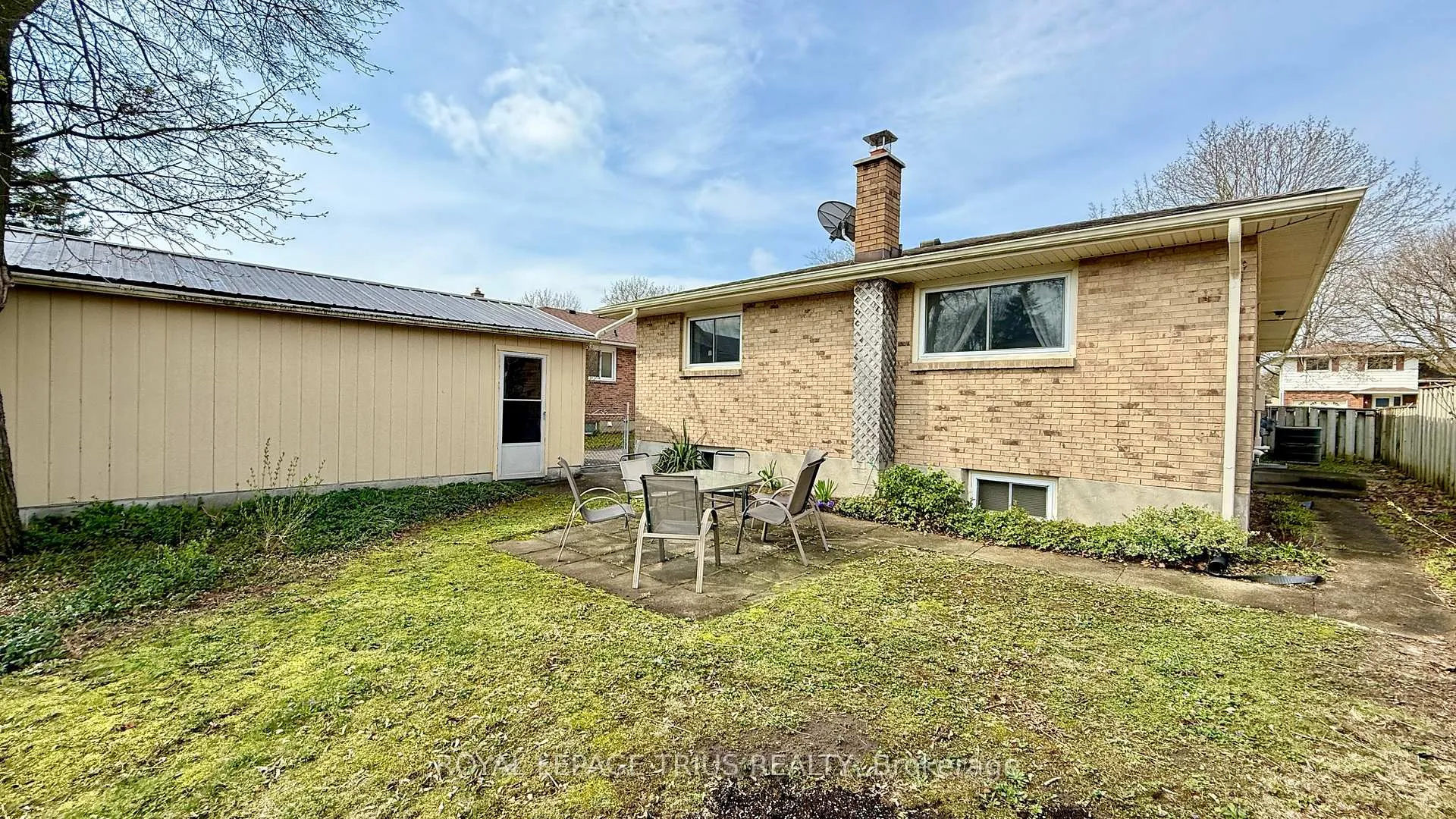 Photo 27 of 123 Oak Street, Norfolk, Simcoe — HOMEH