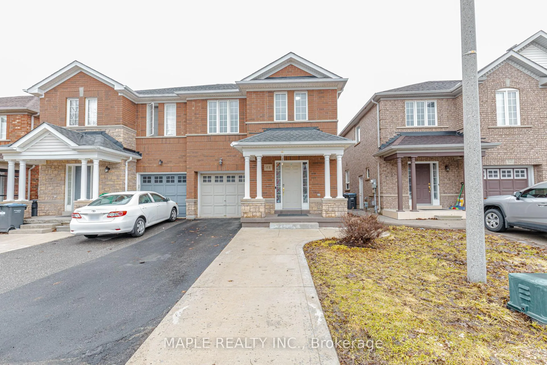 Front of 48 Trumpet Valley Boulevard