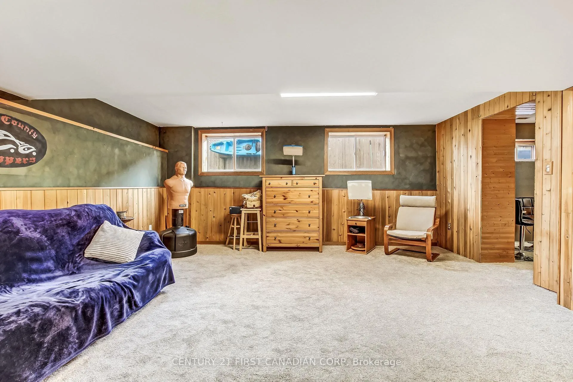 Photo 18 of 114 Connaught Avenue, London, East G — HOMEH