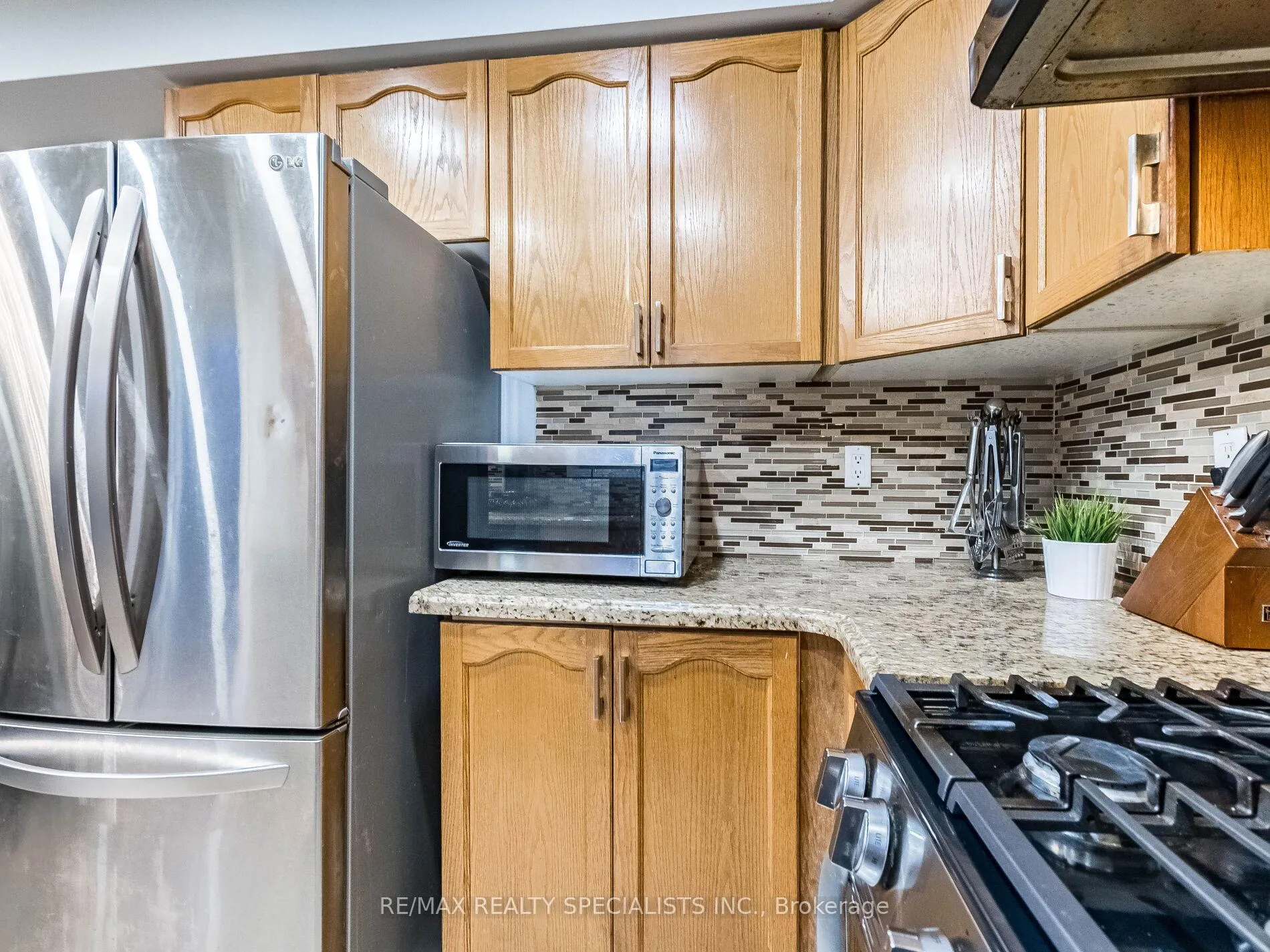 Photo 18 of 203 Sherwood Road, Milton, Dempsey — HOMEH