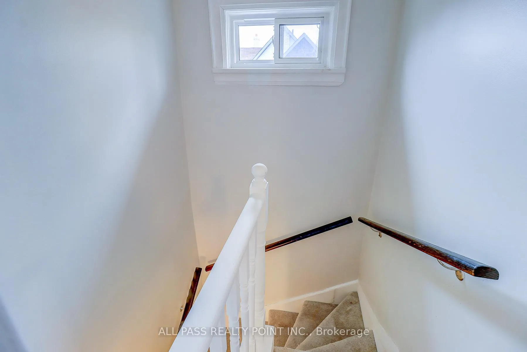 Photo 14 of 104 Conant Street, Oshawa, Lakeview — HOMEH