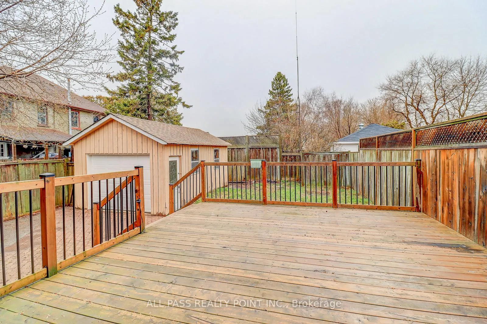 Photo 25 of 104 Conant Street, Oshawa, Lakeview — HOMEH