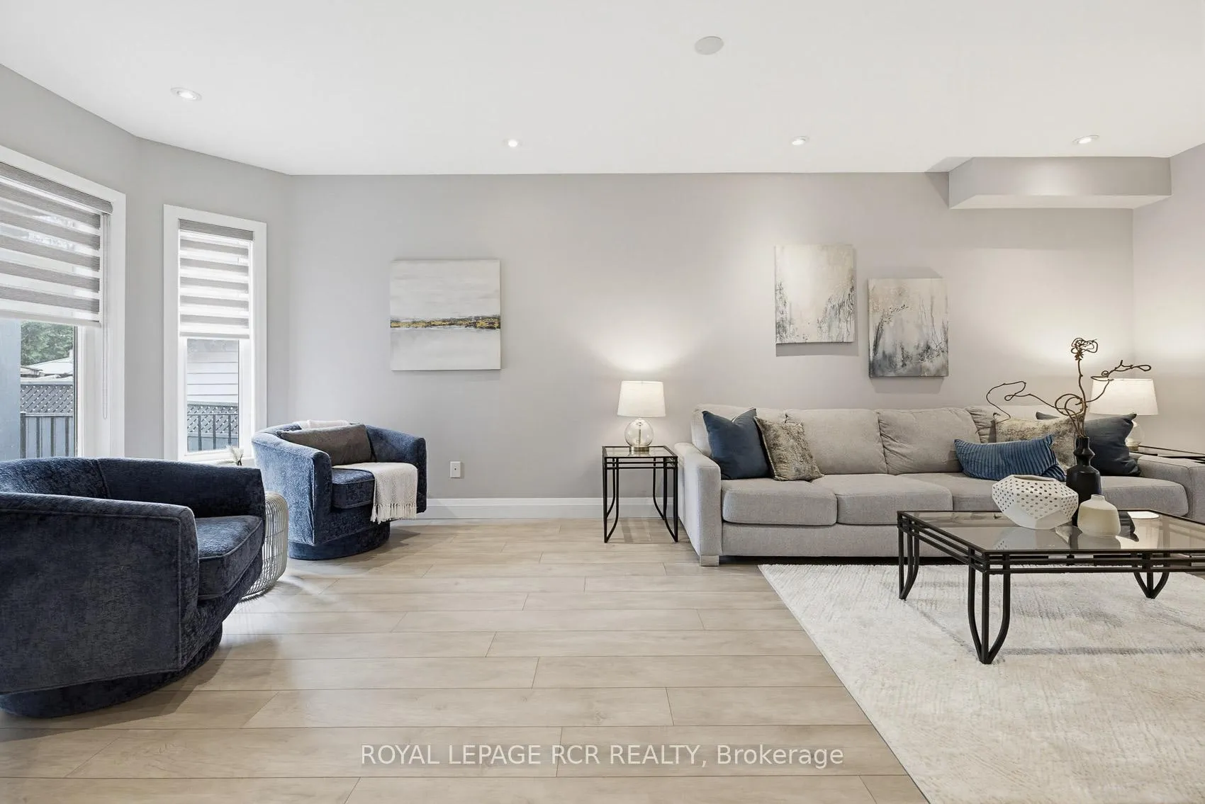Photo 4 of 42 Archbury Circle, Caledon, Bolton East — HOMEH