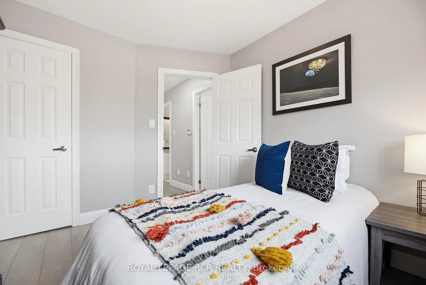 Photo 23 of 42 Archbury Circle, Caledon, Bolton East — HOMEH
