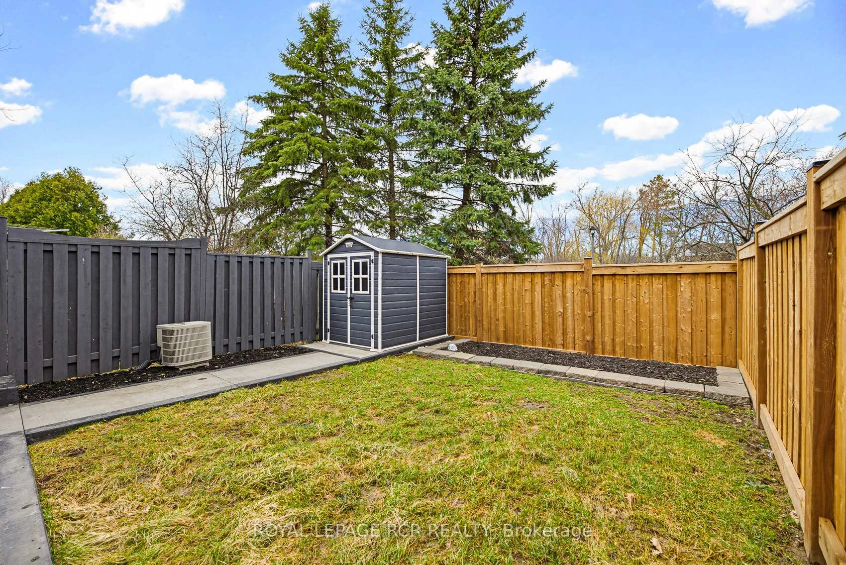 Photo 37 of 42 Archbury Circle, Caledon, Bolton East — HOMEH