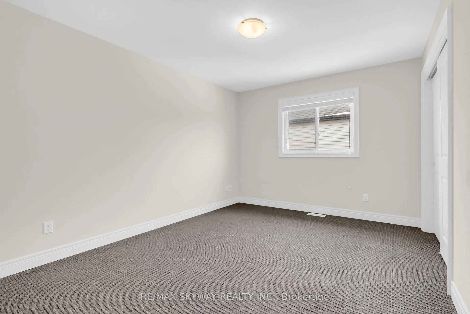 Photo 29 of 27 Monarch Street, Welland, Coyle Creek — HOMEH