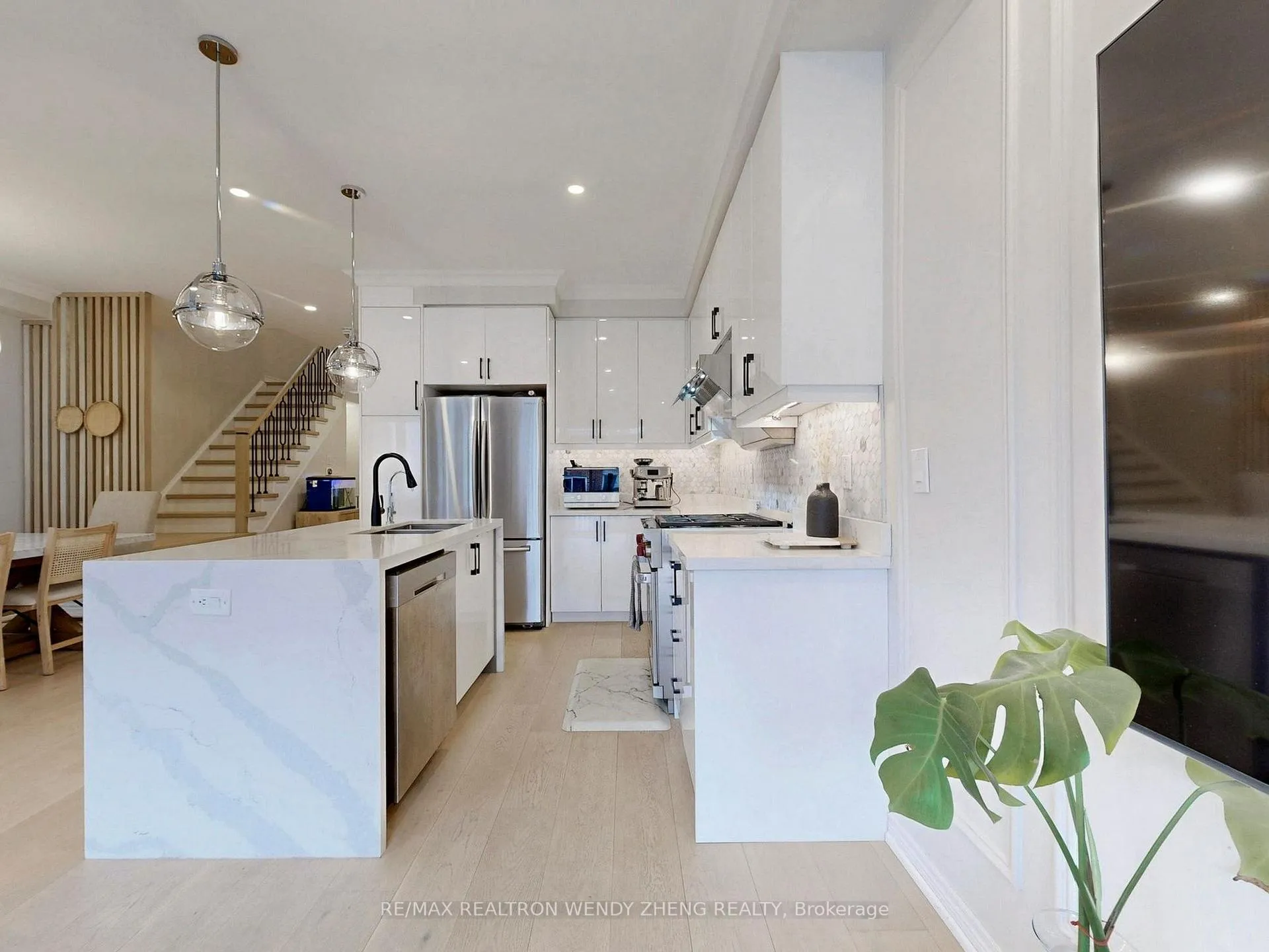 Photo 6 of 56 Collier Crescent, Markham, Wismer — HOMEH