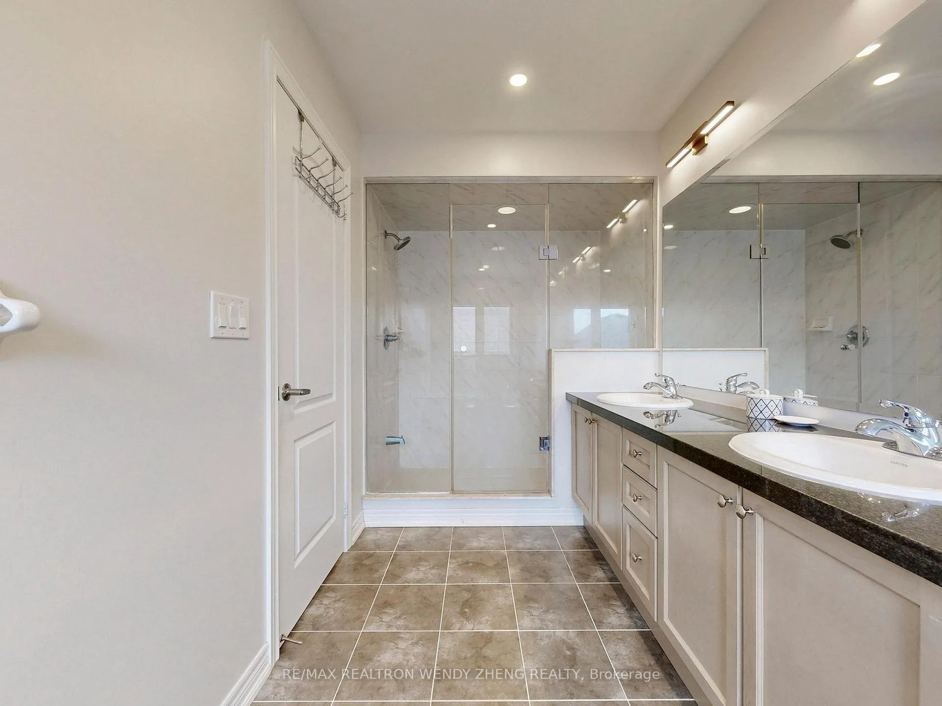 Photo 22 of 56 Collier Crescent, Markham, Wismer — HOMEH