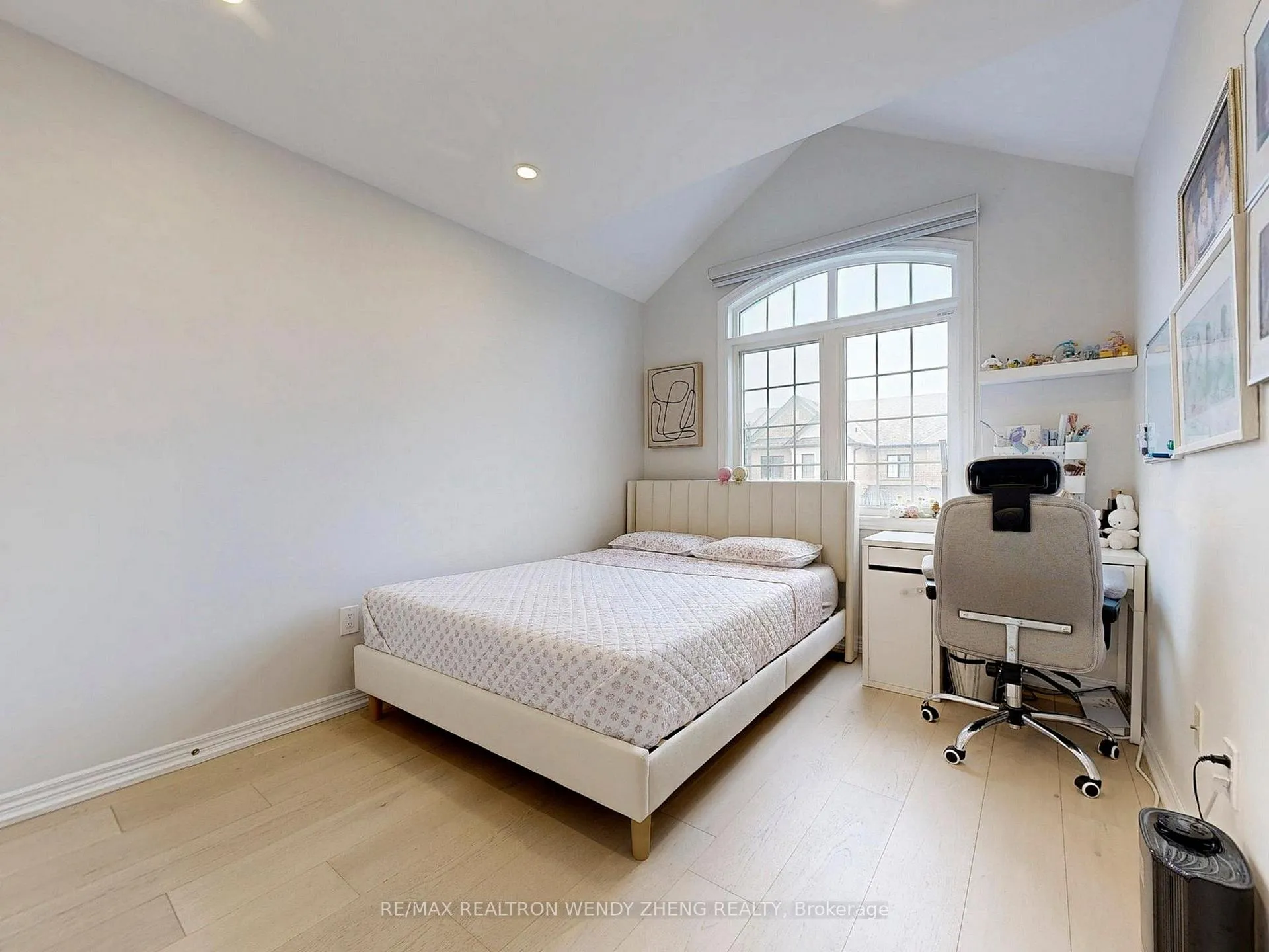 Photo 23 of 56 Collier Crescent, Markham, Wismer — HOMEH