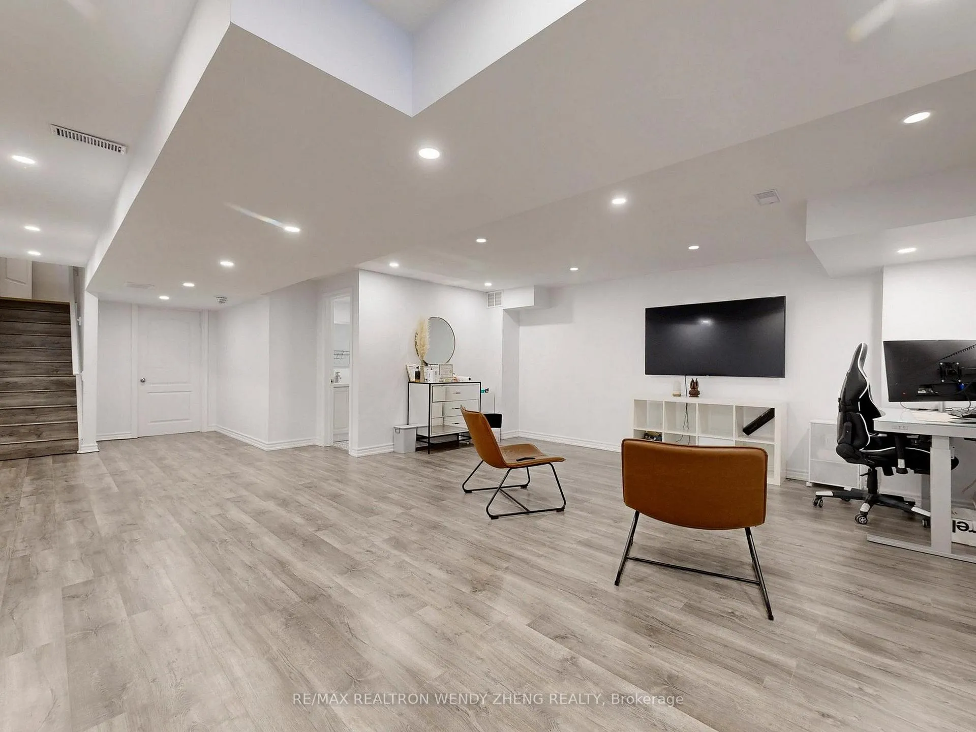 Photo 31 of 56 Collier Crescent, Markham, Wismer — HOMEH