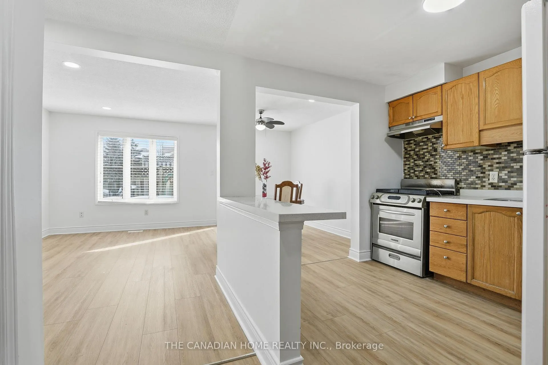 Photo 6 of Unit 29, 1889 Upper Wentworth Street, Hamilton, Chappel — HOMEH