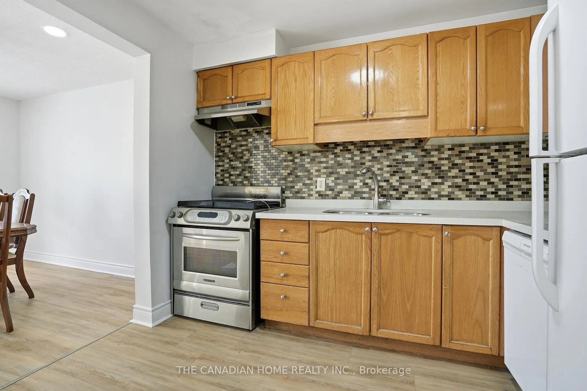 Photo 7 of Unit 29, 1889 Upper Wentworth Street, Hamilton, Chappel — HOMEH