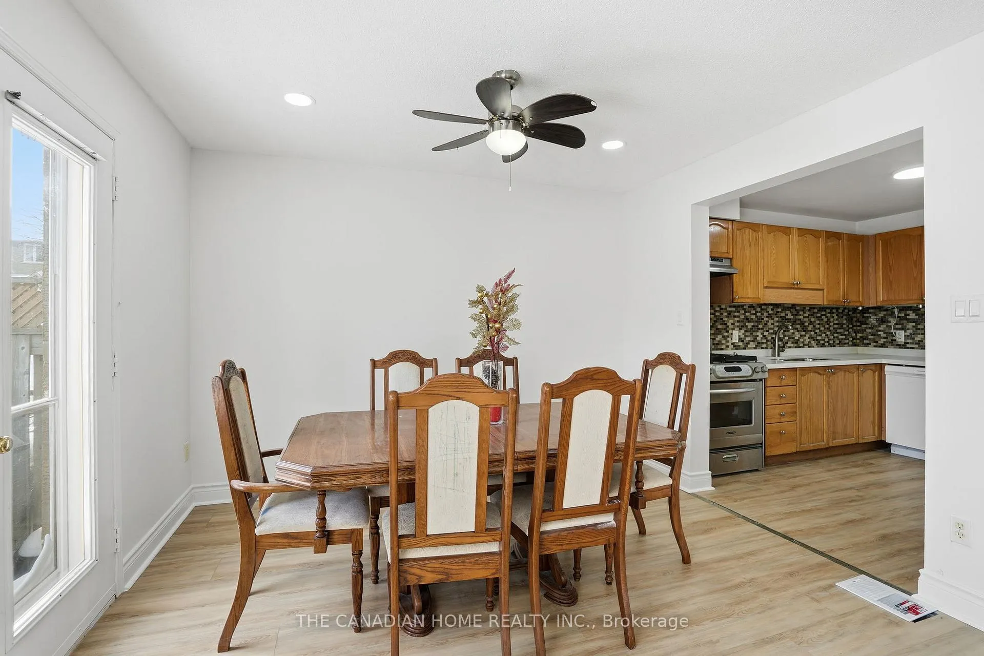 Photo 13 of Unit 29, 1889 Upper Wentworth Street, Hamilton, Chappel — HOMEH