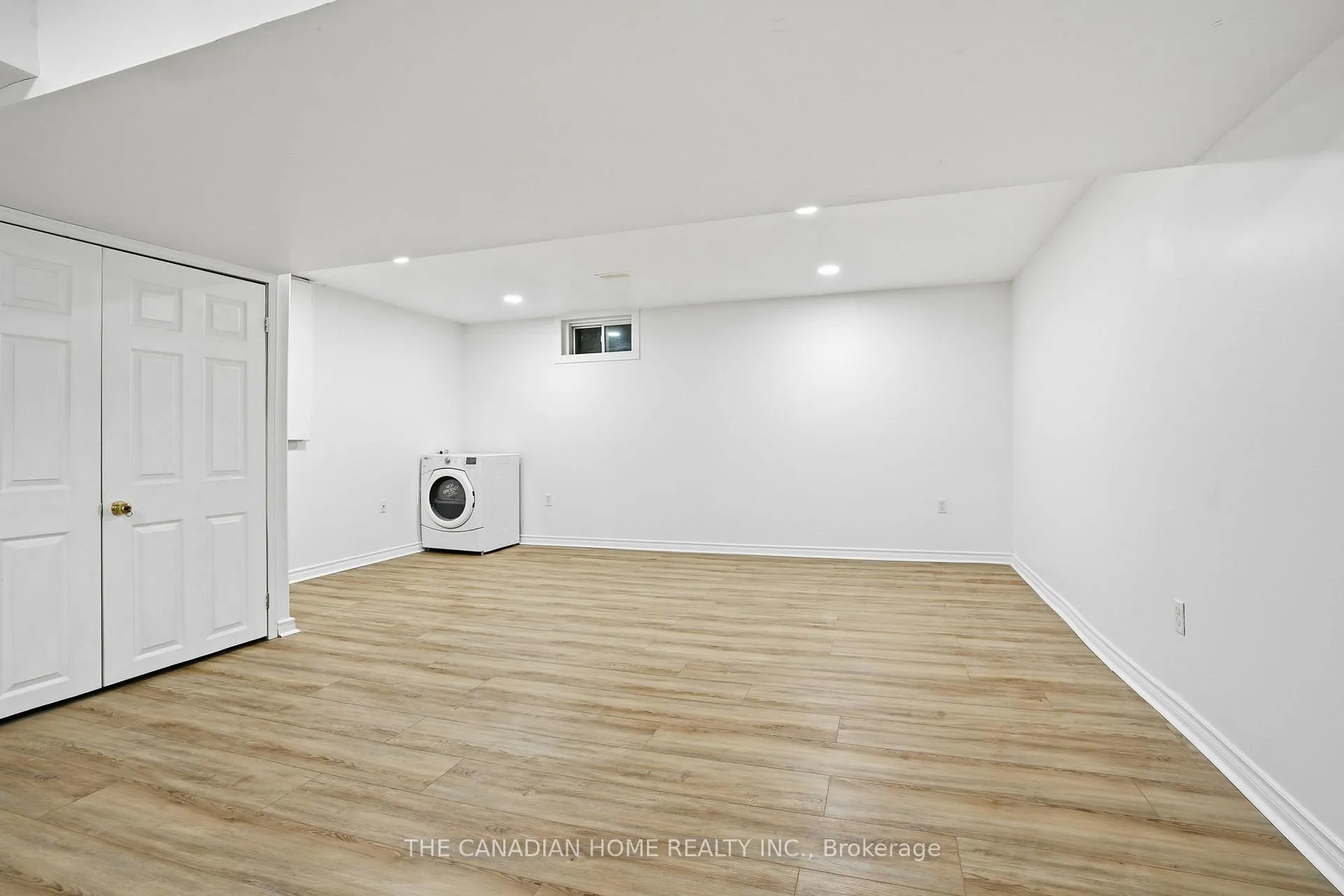 Photo 33 of Unit 29, 1889 Upper Wentworth Street, Hamilton, Chappel — HOMEH