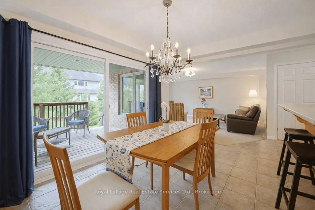 Photo 3 of Unit 11, 255 Summerfield Drive, Guelph, Pineridge/Westminster Woods — HOMEH