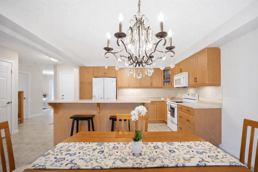 Photo 17 of Unit 11, 255 Summerfield Drive, Guelph, Pineridge/Westminster Woods — HOMEH