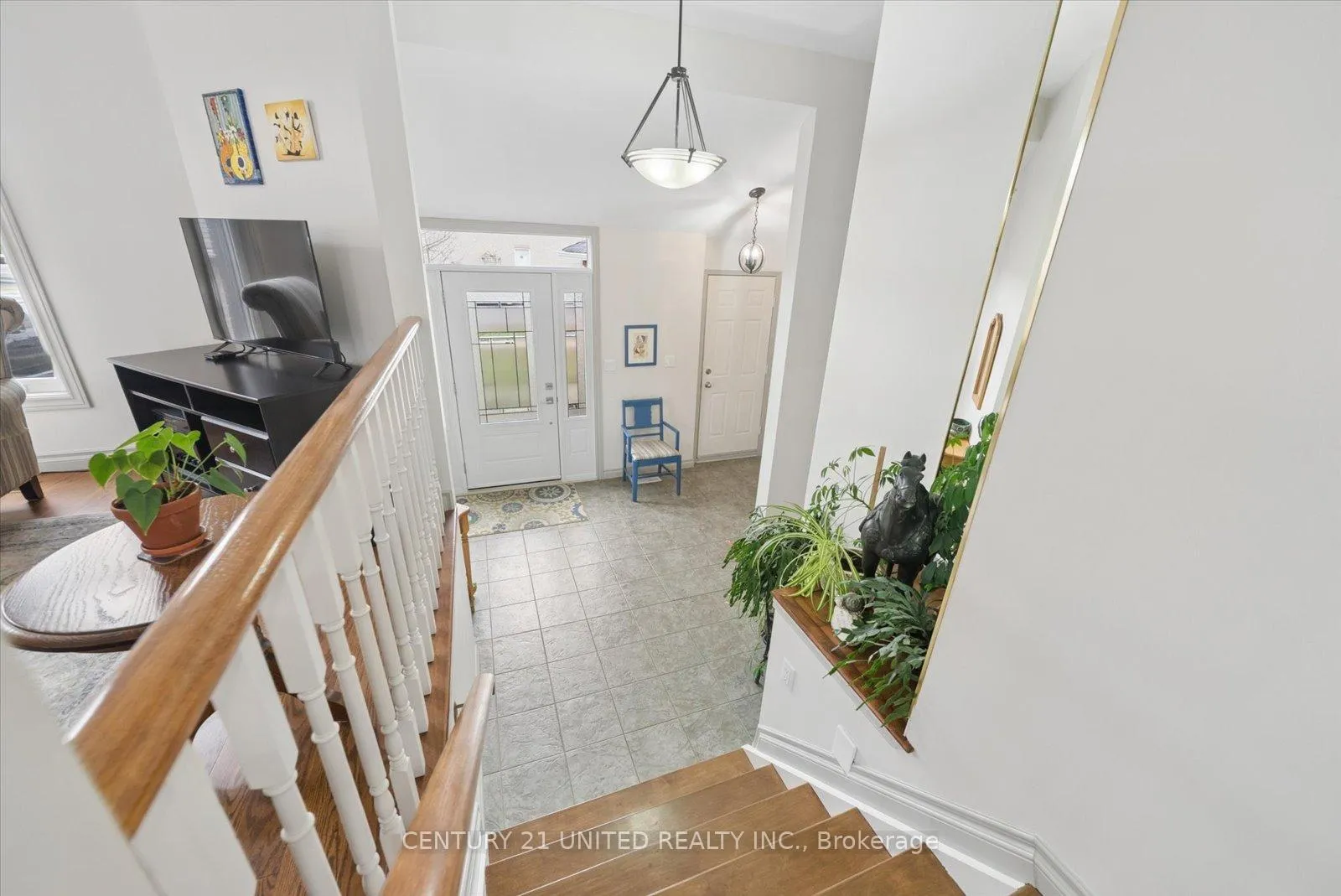 Photo 6 of 1612 Glenforest Boulevard, Peterborough, Monaghan Ward 2 — HOMEH