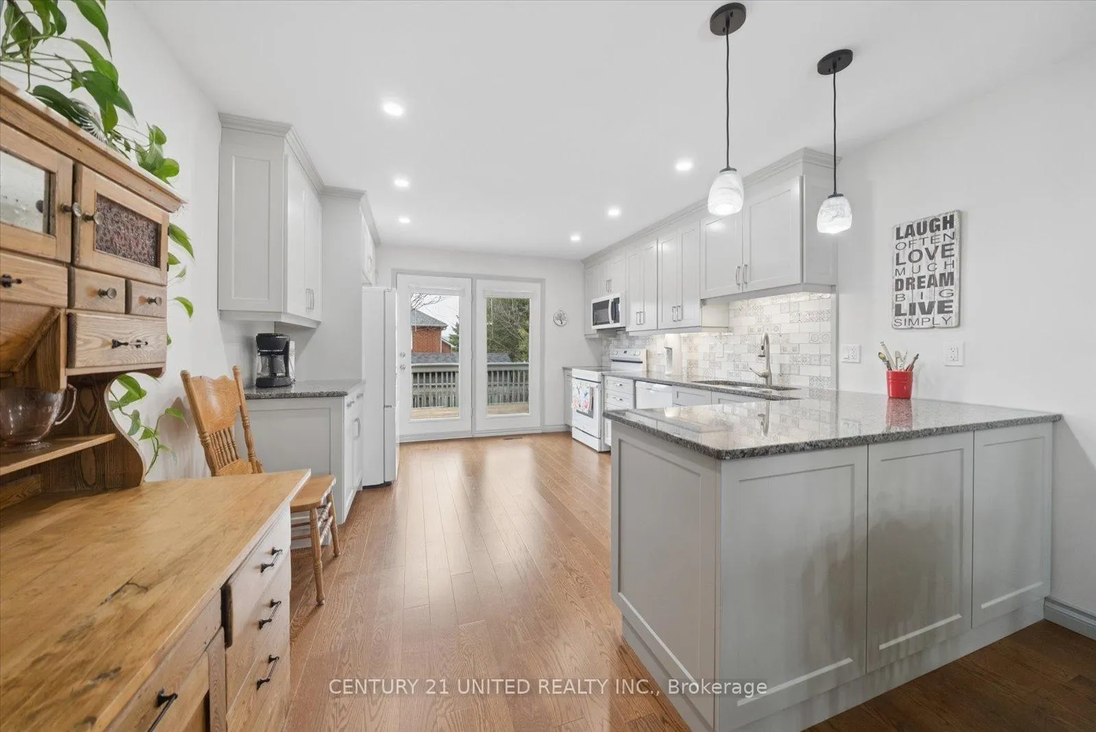Photo 12 of 1612 Glenforest Boulevard, Peterborough, Monaghan Ward 2 — HOMEH