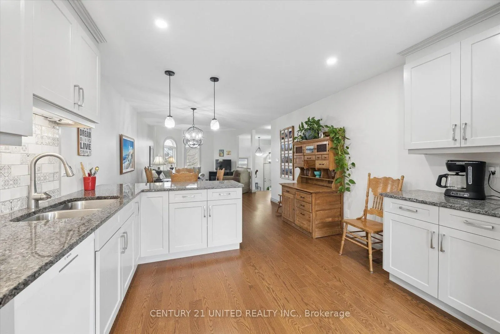 Photo 16 of 1612 Glenforest Boulevard, Peterborough, Monaghan Ward 2 — HOMEH