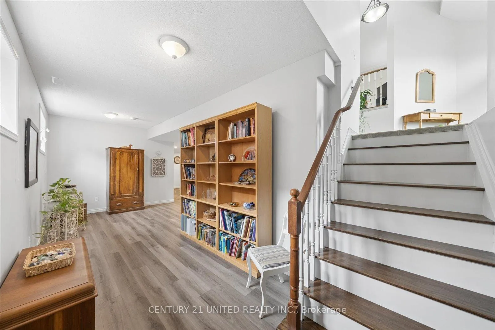 Photo 27 of 1612 Glenforest Boulevard, Peterborough, Monaghan Ward 2 — HOMEH