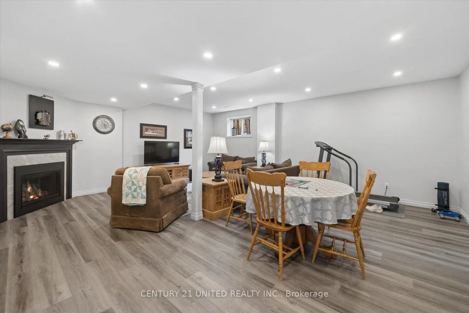 Photo 30 of 1612 Glenforest Boulevard, Peterborough, Monaghan Ward 2 — HOMEH
