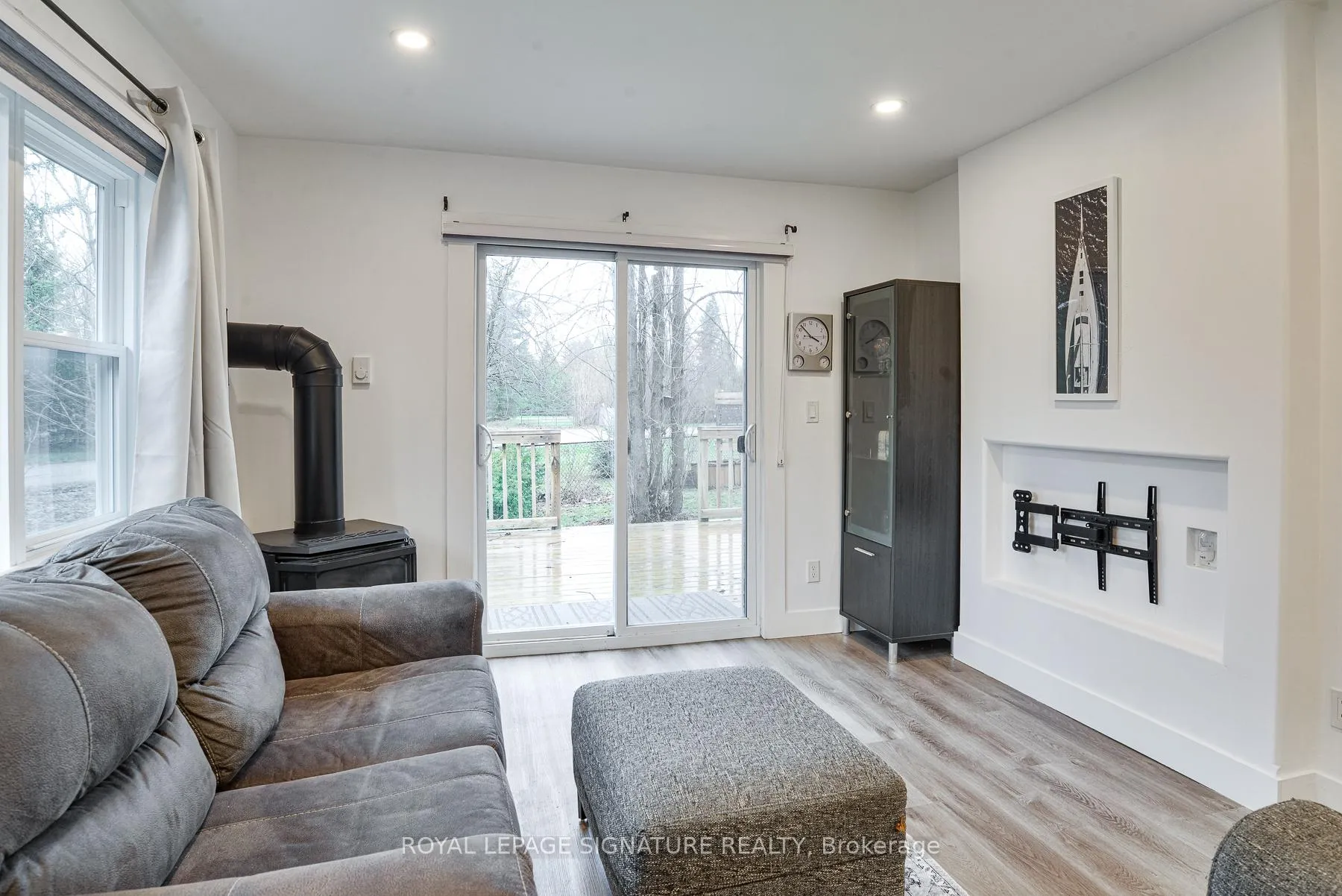 Photo 8 of 1095 Sylvan Glen Drive, Ramara, Rural Ramara — HOMEH