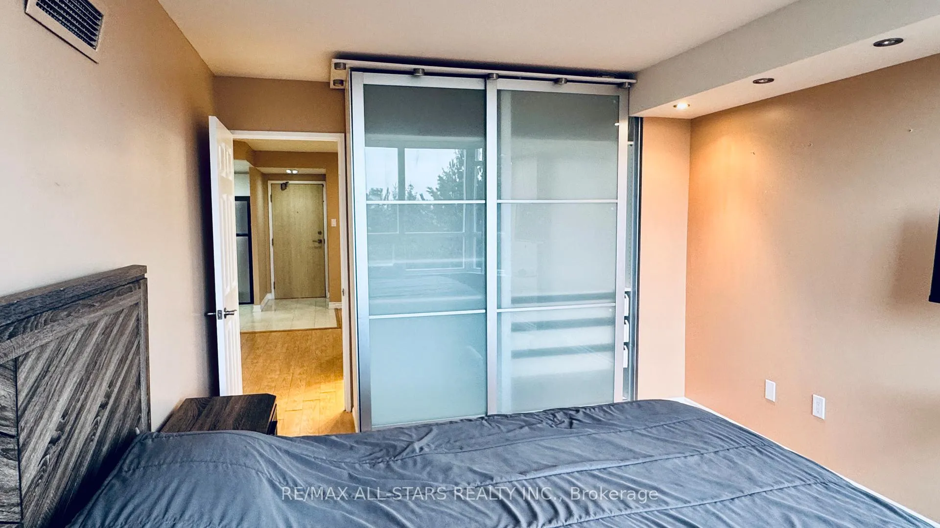 Photo 18 of Unit 402, 7601 Bathurst Street, Vaughan, Crestwood-Springfarm-Yorkhill — HOMEH