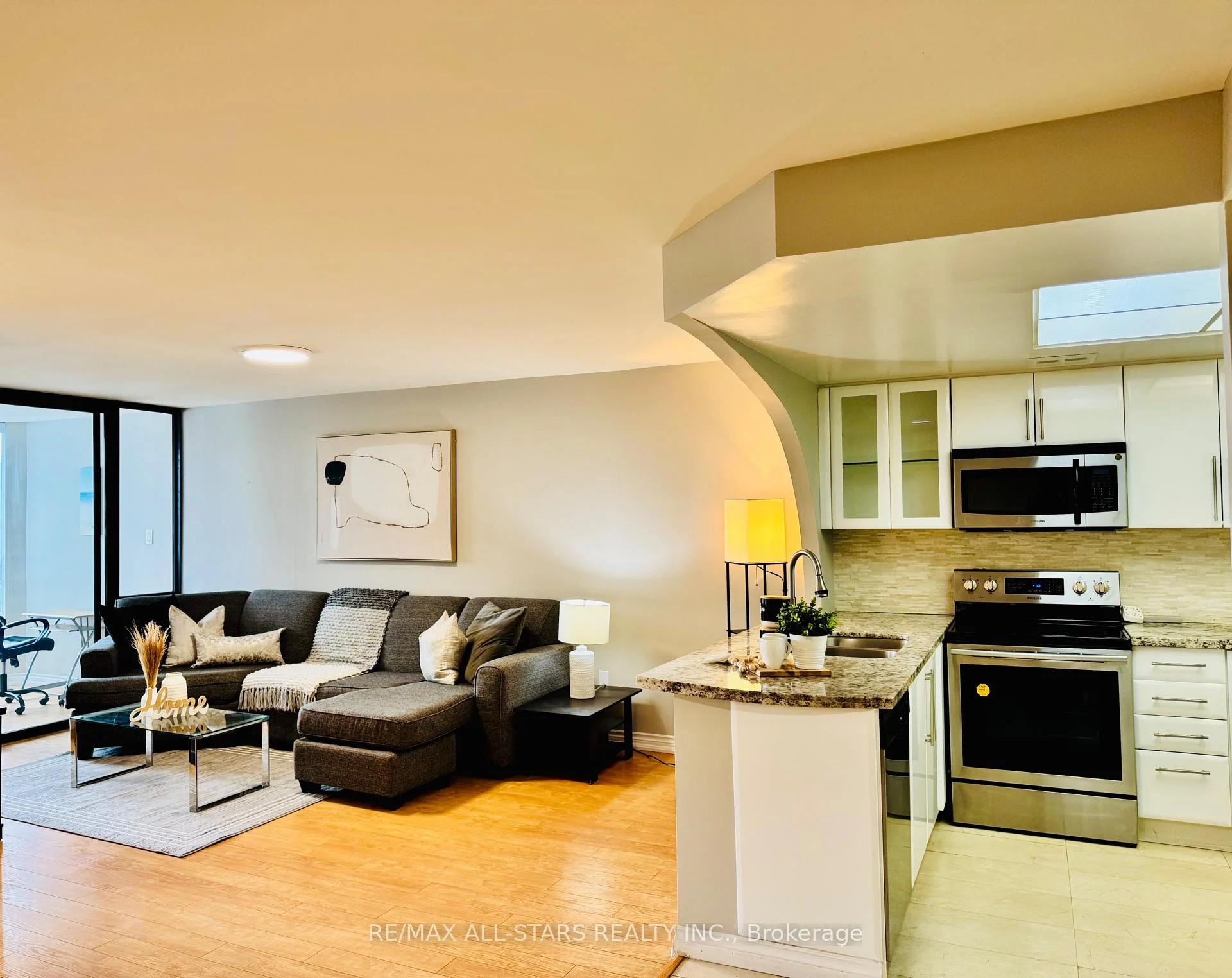 Photo 23 of Unit 402, 7601 Bathurst Street, Vaughan, Crestwood-Springfarm-Yorkhill — HOMEH