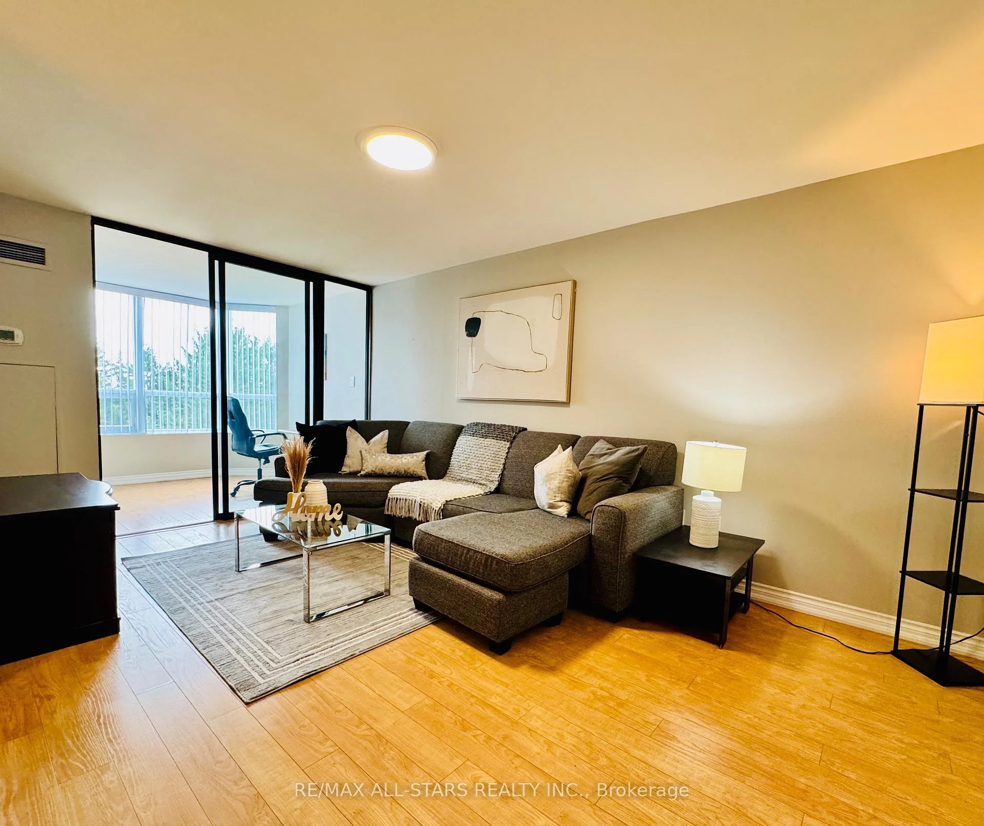 Photo 31 of Unit 402, 7601 Bathurst Street, Vaughan, Crestwood-Springfarm-Yorkhill — HOMEH