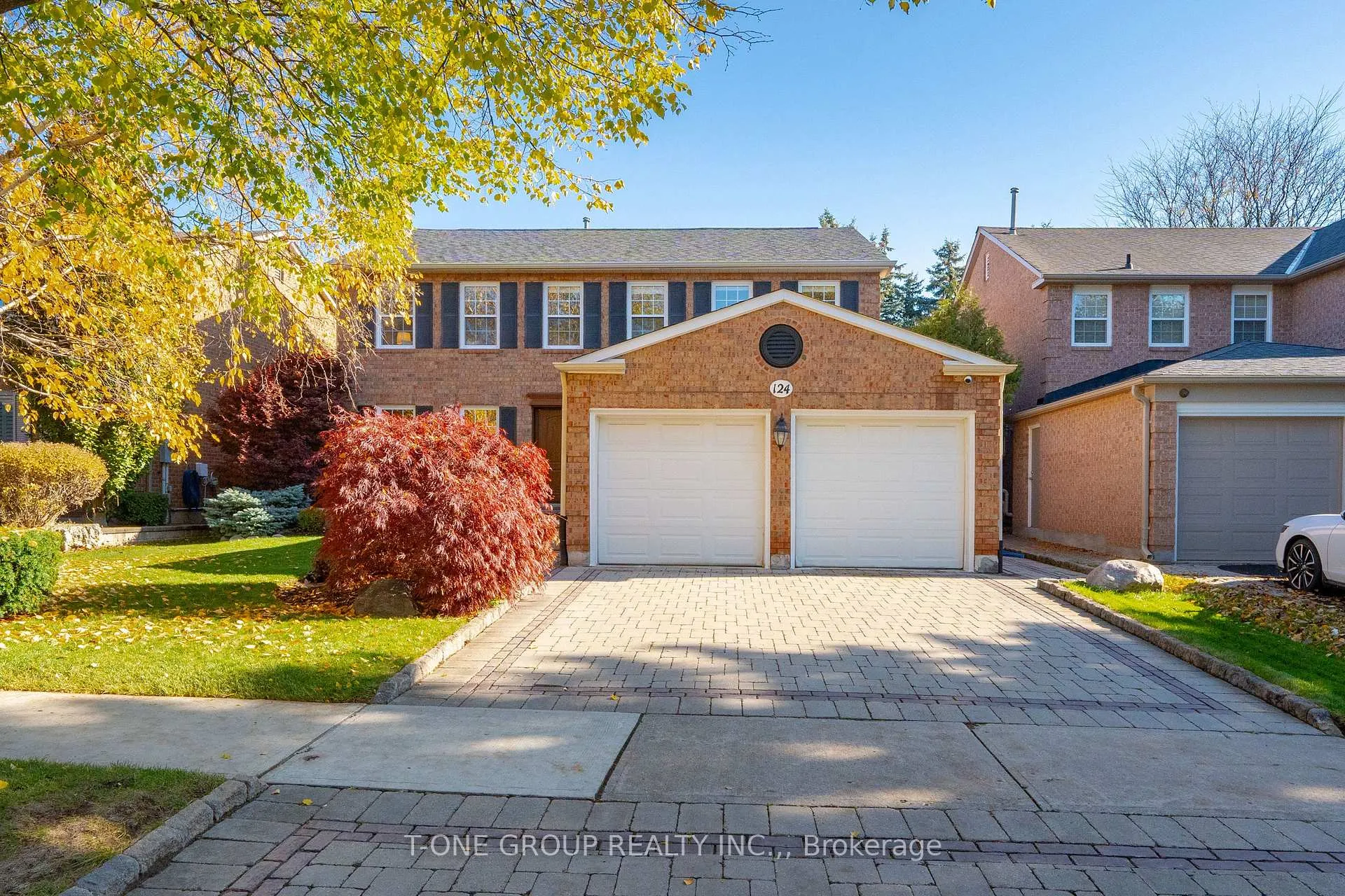 Photo 1 of 124 Aitken Circle, Markham, Unionville — HOMEH