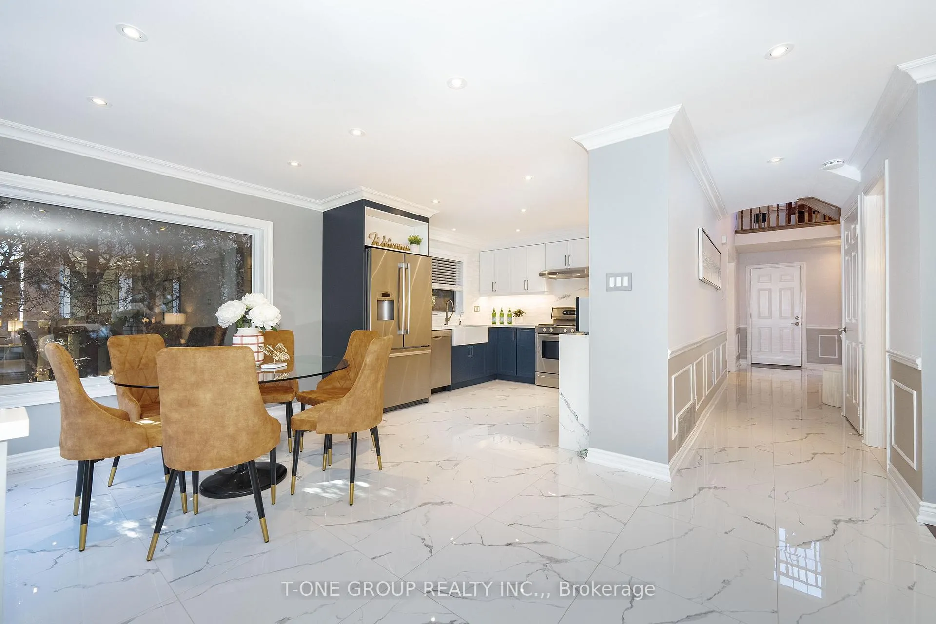 Photo 12 of 124 Aitken Circle, Markham, Unionville — HOMEH