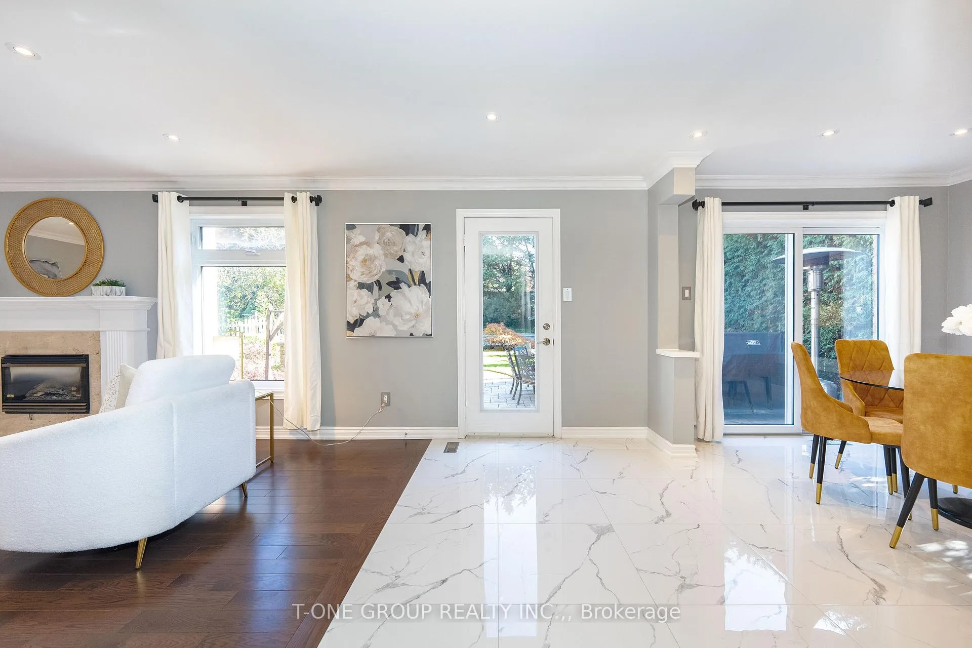Photo 15 of 124 Aitken Circle, Markham, Unionville — HOMEH
