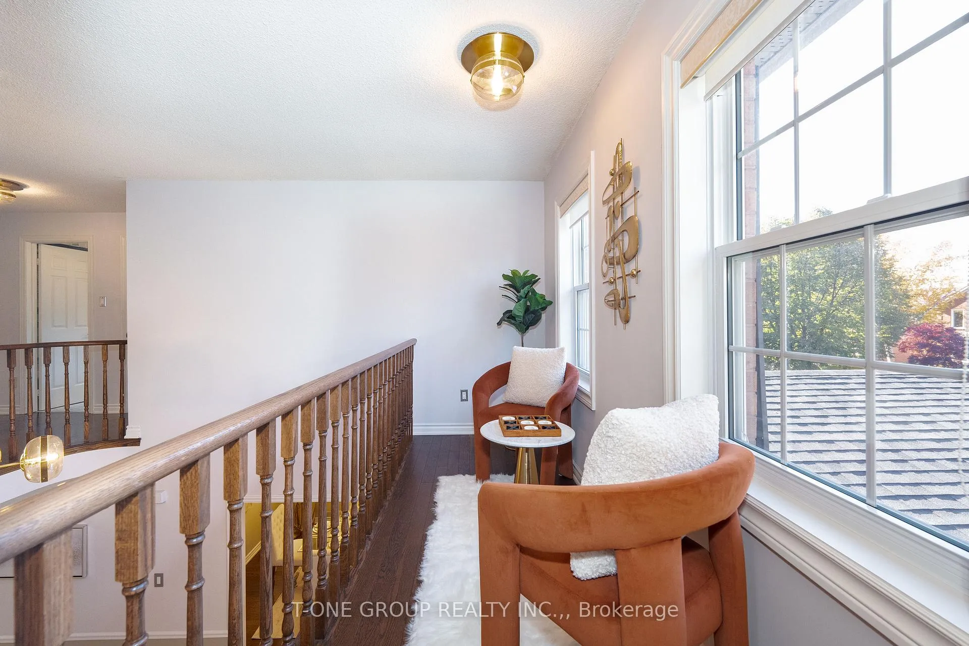 Photo 19 of 124 Aitken Circle, Markham, Unionville — HOMEH